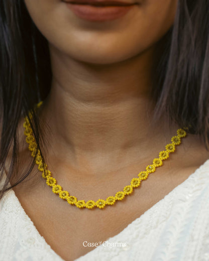 MELLOW SHINE NECKLACE