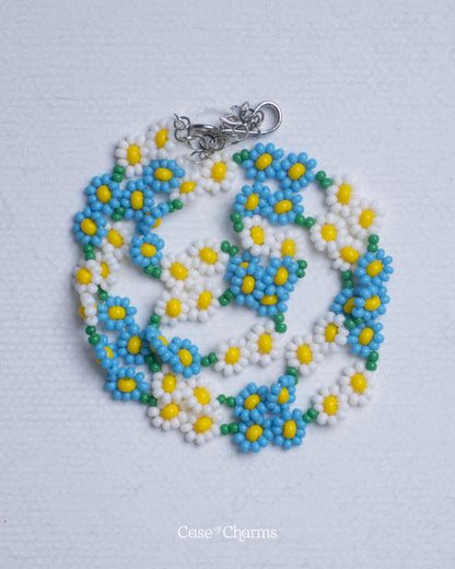BLUEBELL DAISY NECKLACE