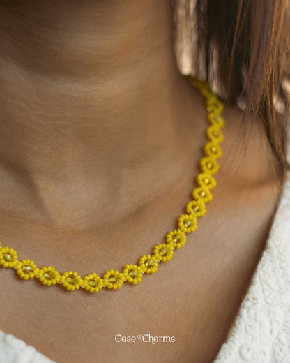 MELLOW SHINE NECKLACE