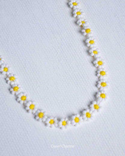 DAZZLING DAISY NECKLACE