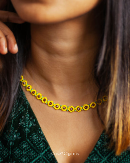 CLASSIC SUNFLOWER NECKLACE