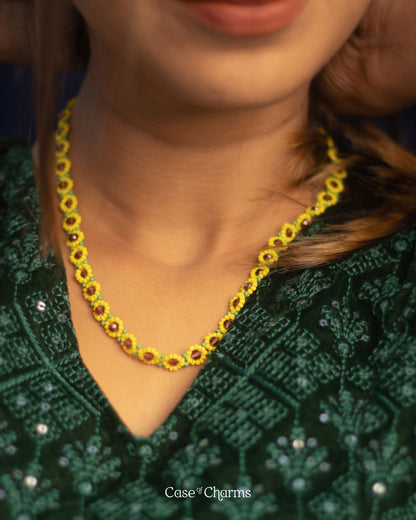 CLASSIC SUNFLOWER NECKLACE