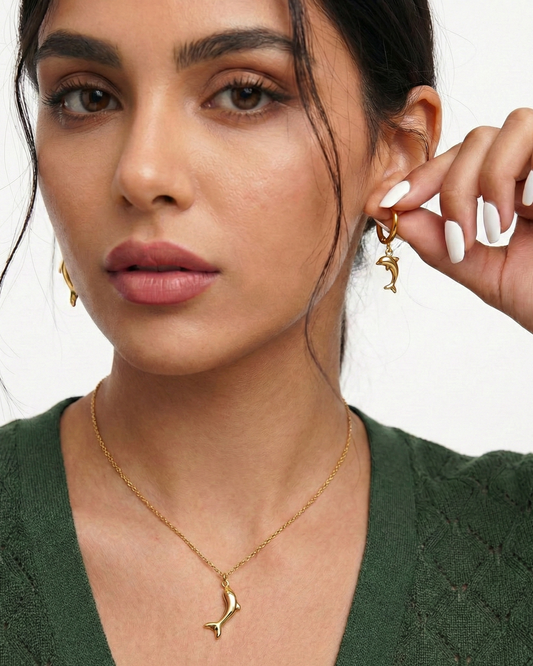 Descendé Dolphin Earring