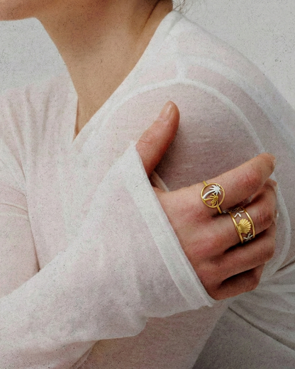 Mystic Shell Ring