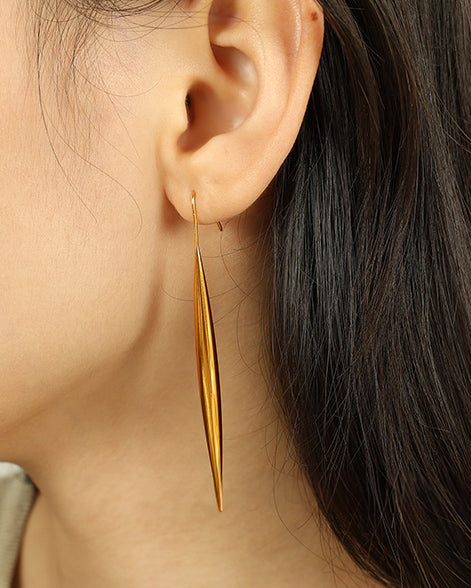 Eloré Water Droplet Ear Hook