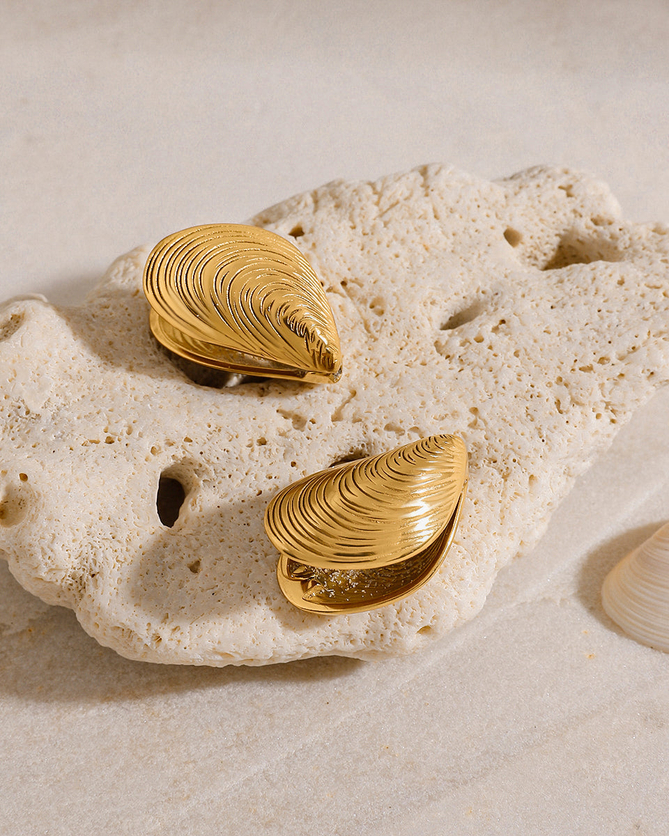 Tidal Bloom Stud Earring