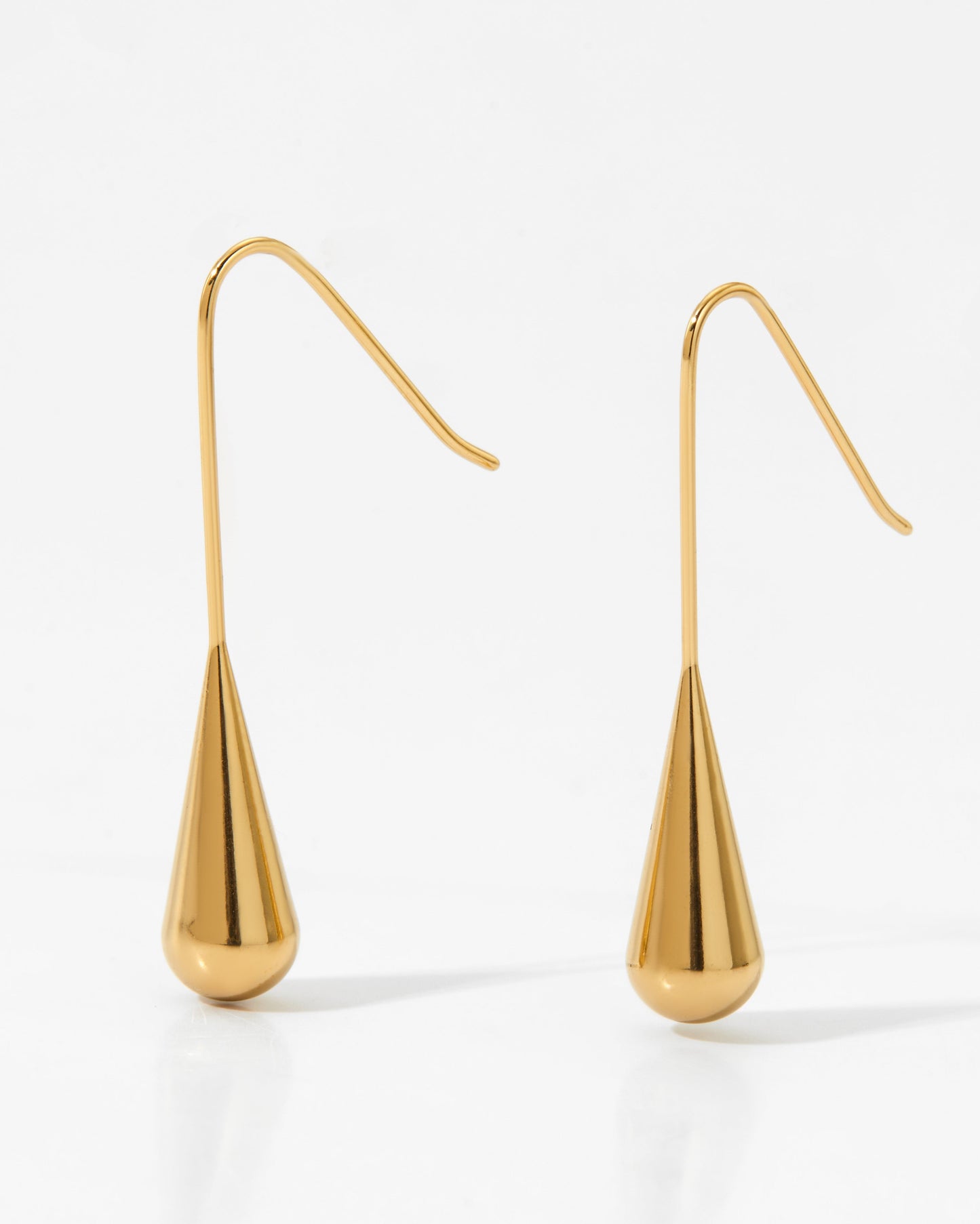 Dewora Water Droplet Ear Hook