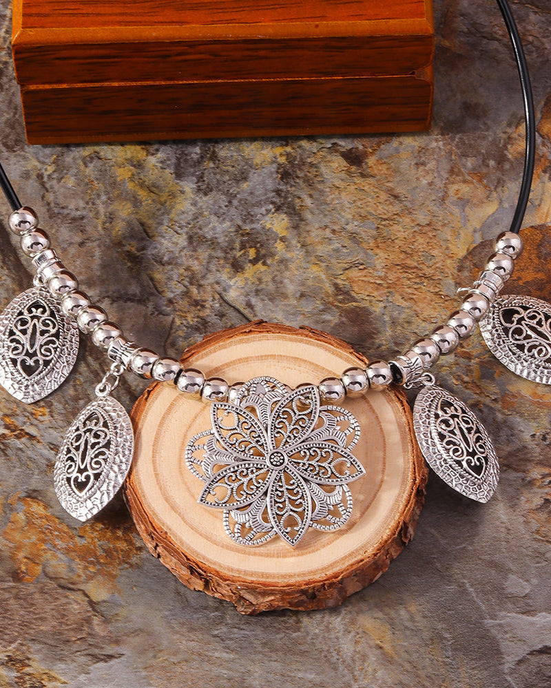 Bloomora Ethnic Necklace