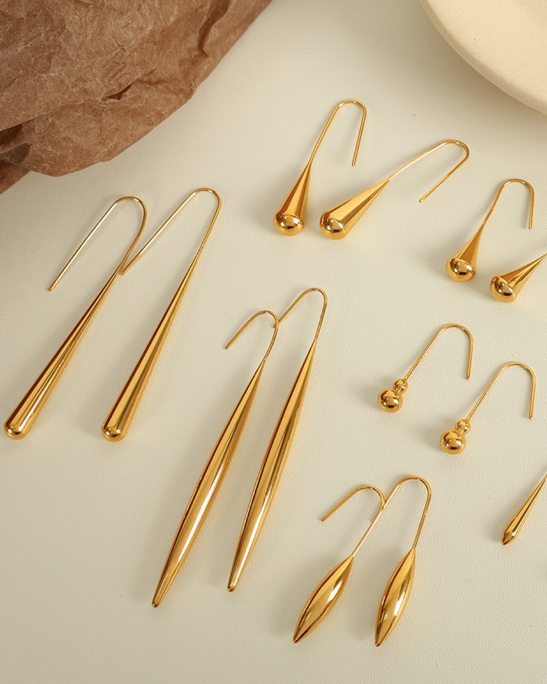 Dewelle Water Droplet Ear Hook