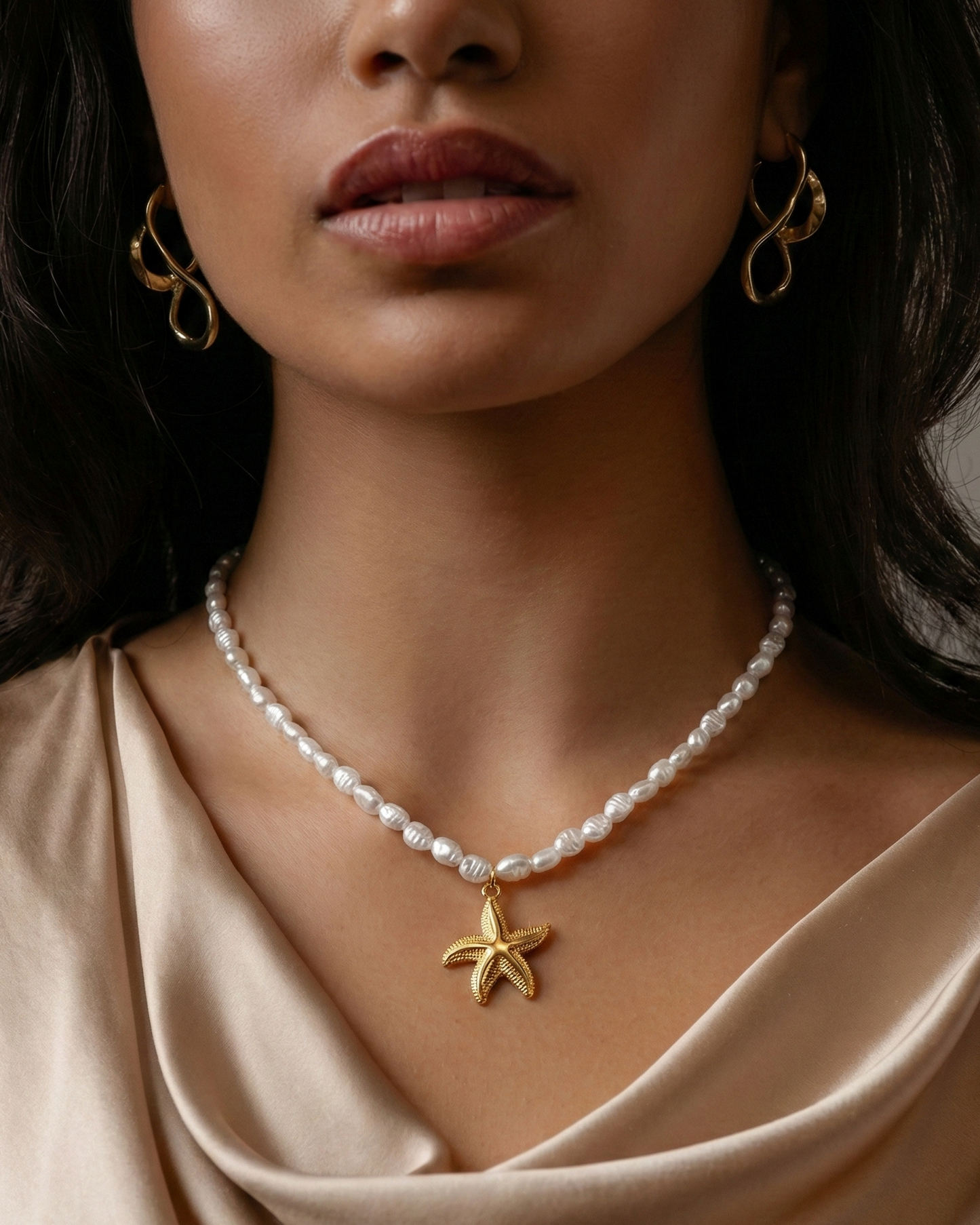 Starlet Pearl Necklace