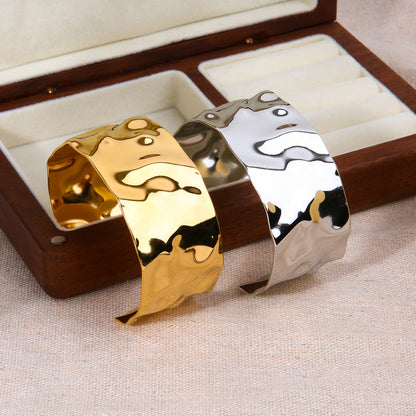 Dune Fold Cuff