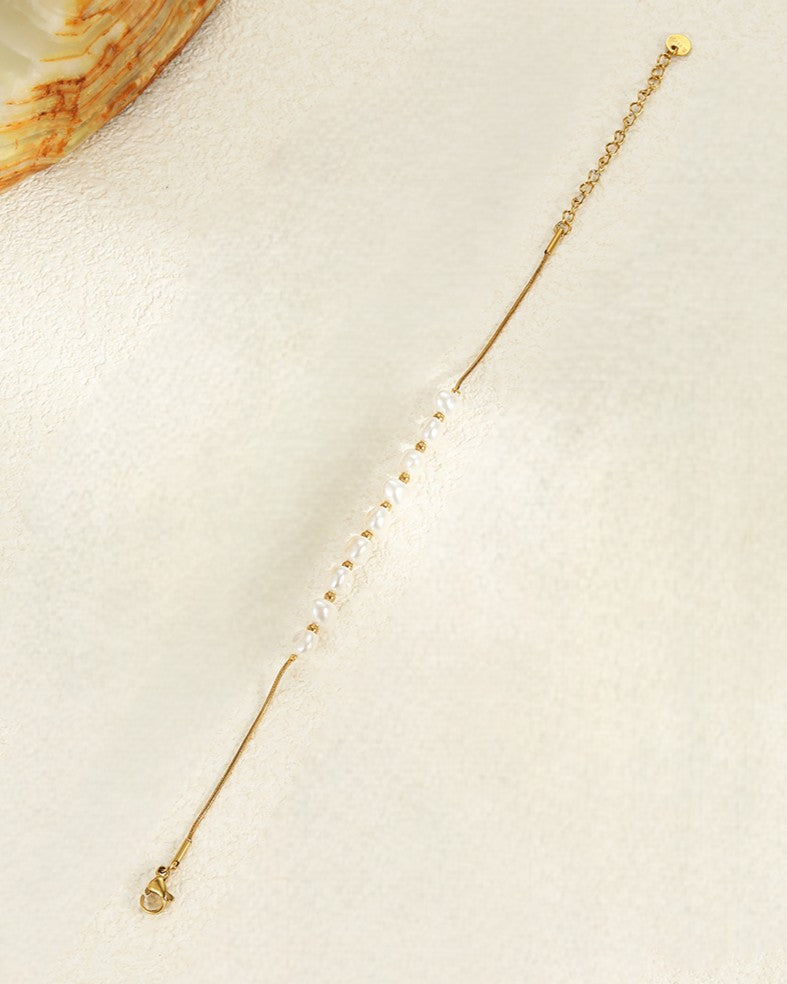 Pearlcrest Bracelet
