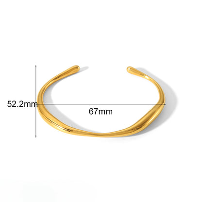 Curved Chic Slim Gold Cuff