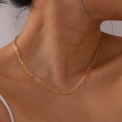 ETERNA BEND NECKLACE